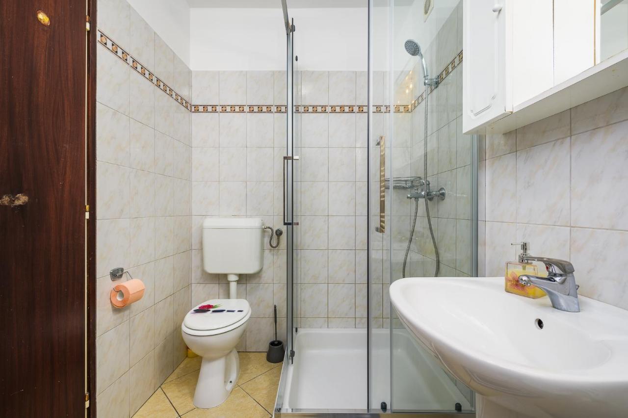 Apartments With A Parking Space Lovran, Opatija - 7869 Exterior foto